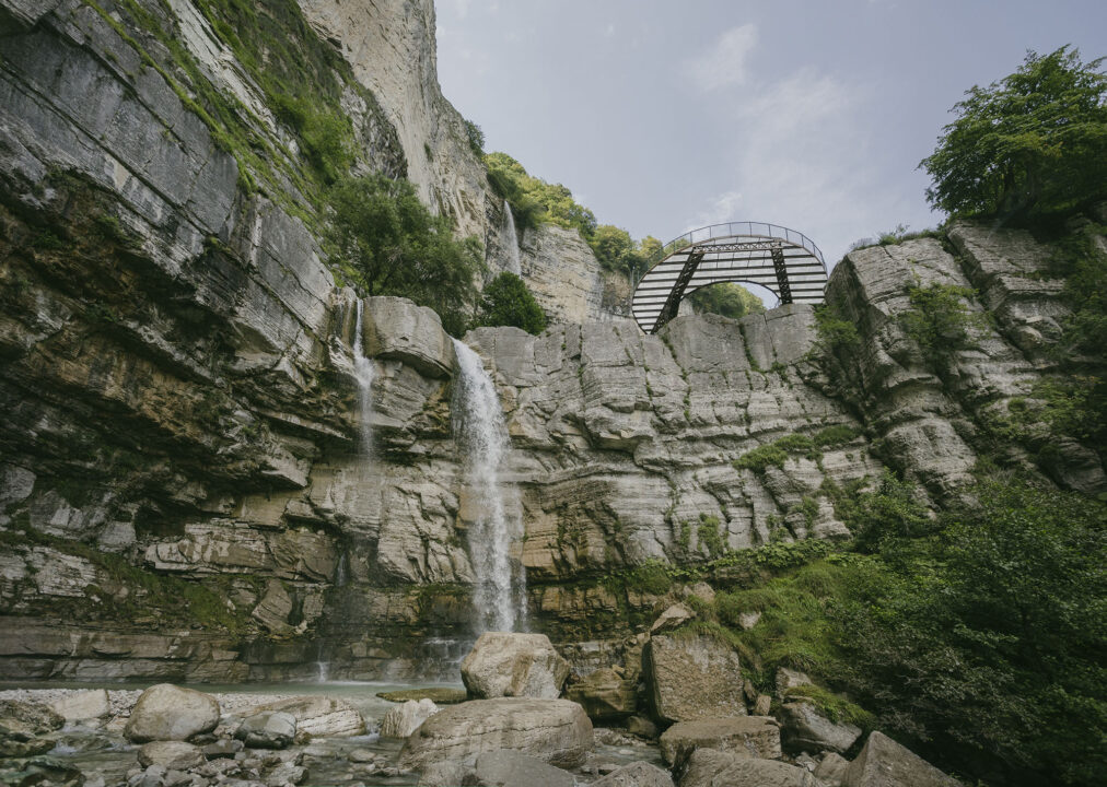 kinchkha waterfall