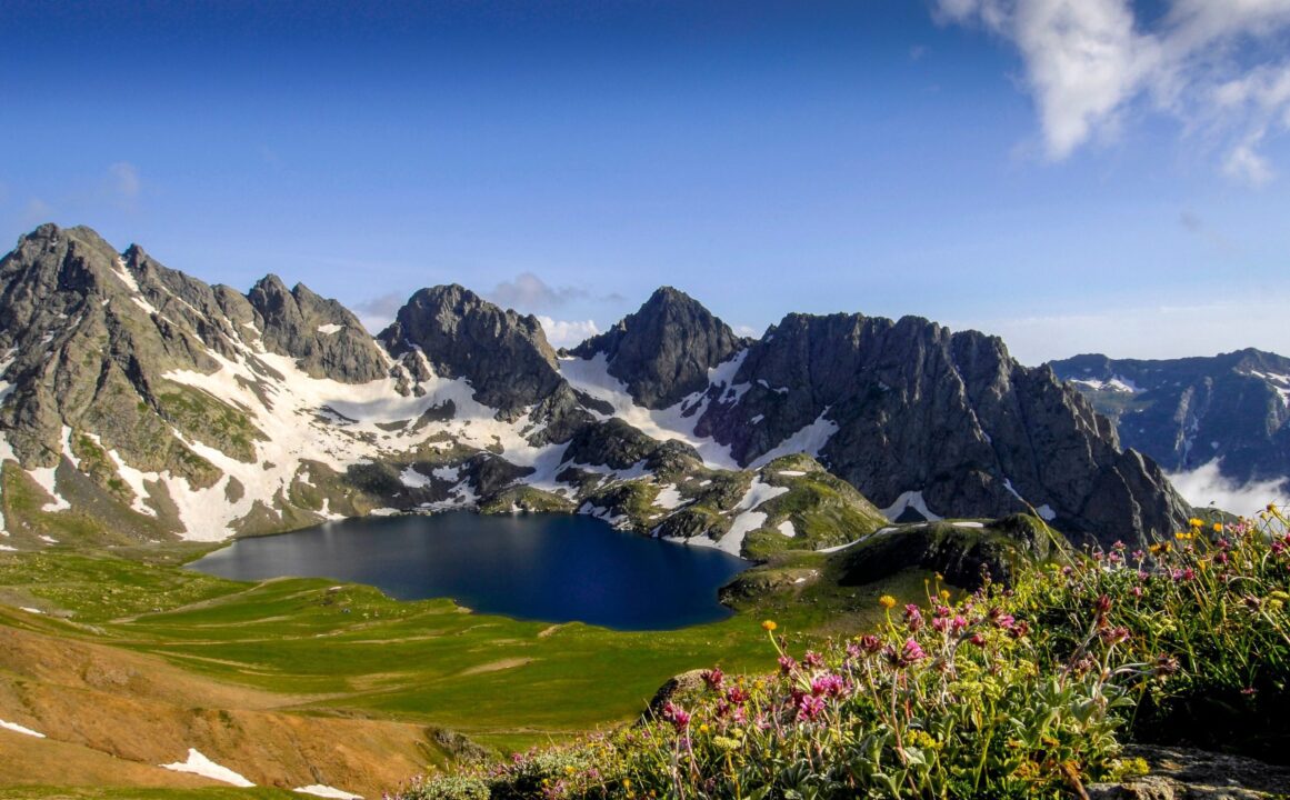 tobavarchkhili - silver lake