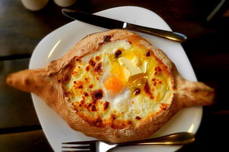 adjaruli khachapuri