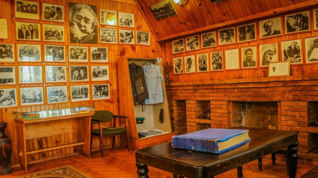 Nodar Dumbadze House Museum