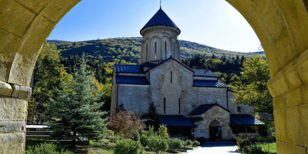 Kintsvisi Monastery Photo Source: Wikimedia.org