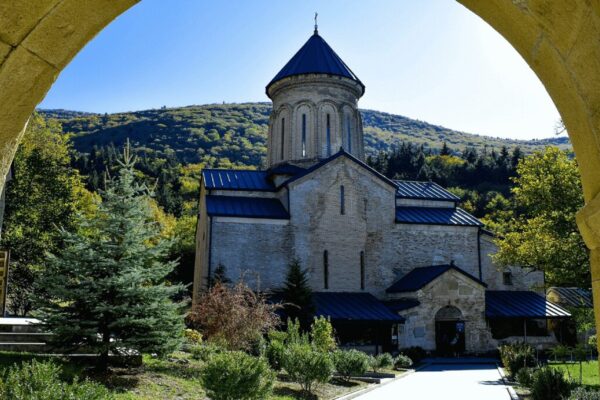 Kintsvisi Monastery Photo Source: Wikimedia.org